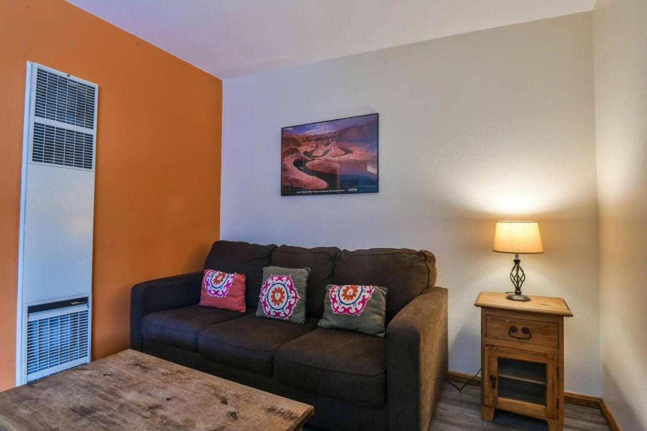 Cozy Adventure Pad Near Downtown - Rose Tree 2 Villa Moab Dış mekan fotoğraf